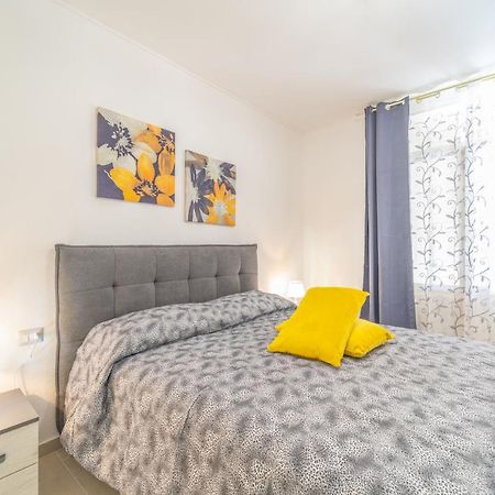 Domo Nora 2 Apartment Olbia Luaran gambar